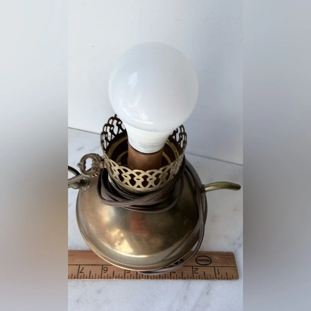 Antique-Style Brass Table Lamp with Clear Glass Chimney - Brass Finish